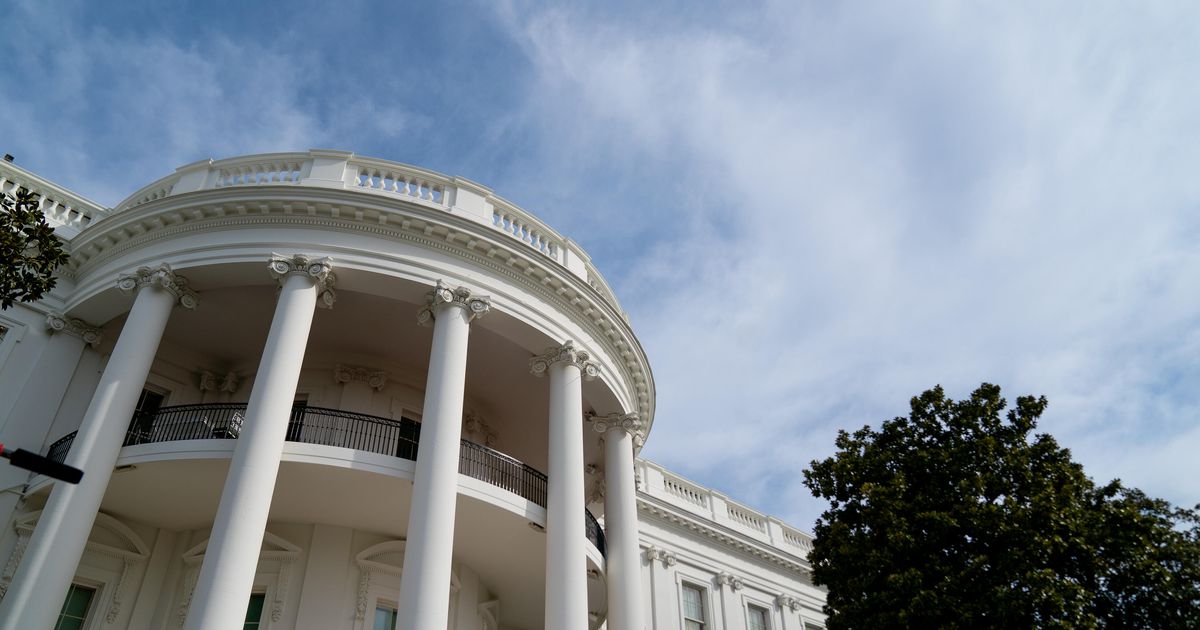 Apple, Google, Amazon CEOs head to White House today for cybersecurity meeting